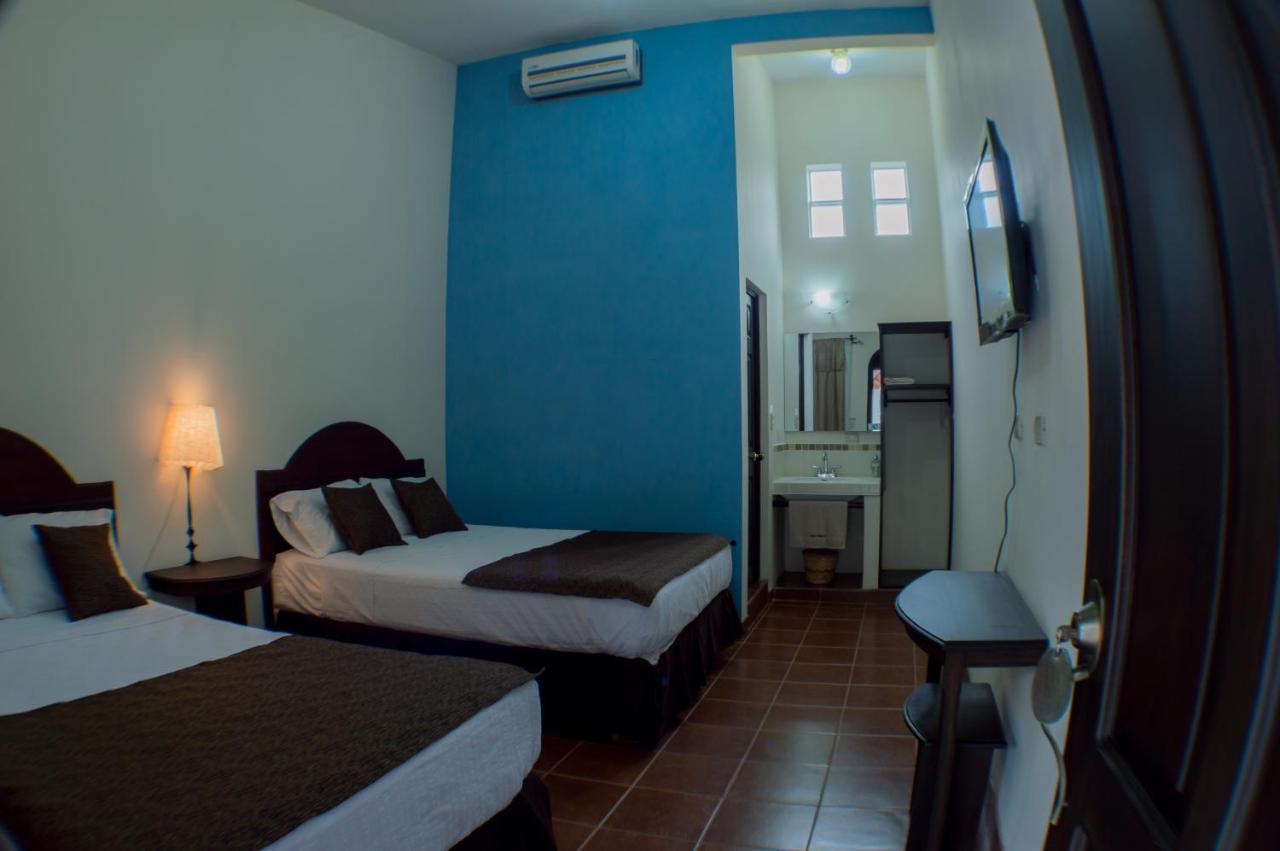 Casa Bourbon Hotel Retalhuleu Kültér fotó