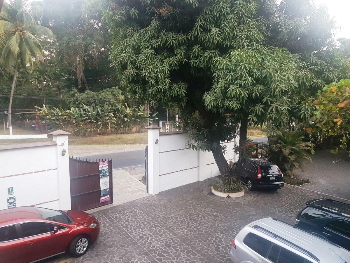Casa Bourbon Hotel Retalhuleu Kültér fotó